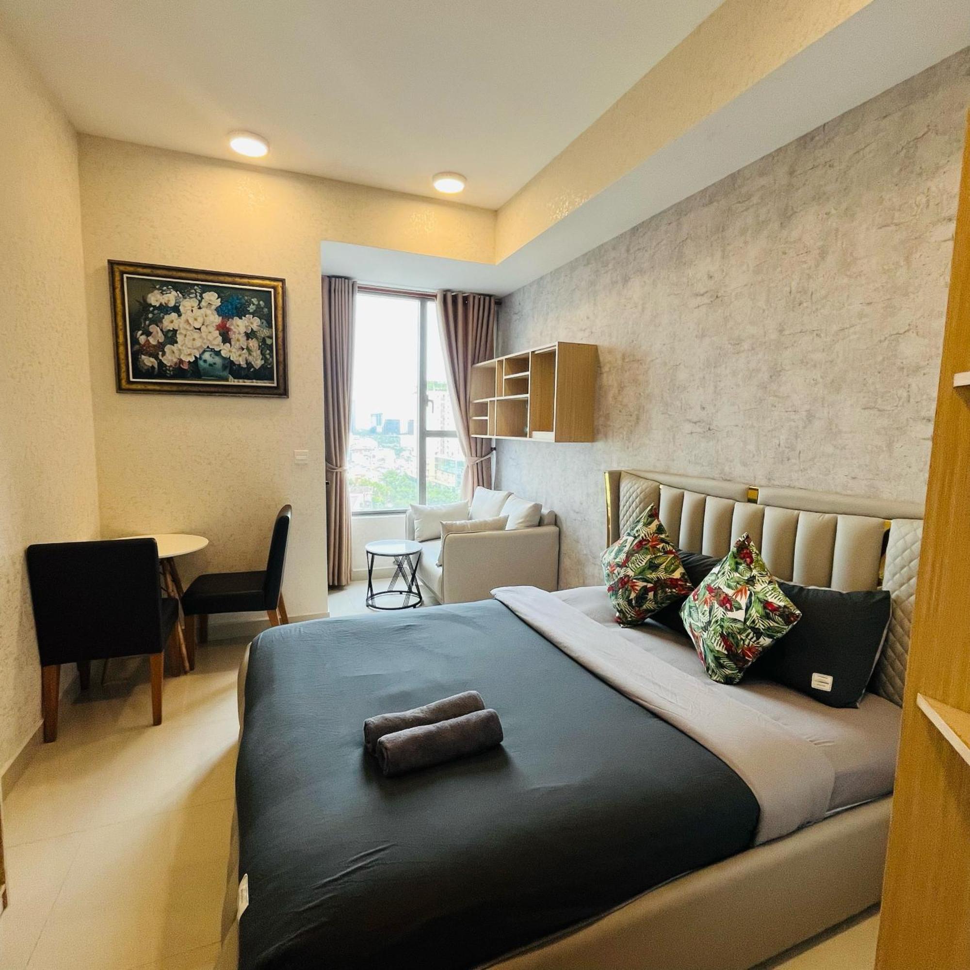 Awesome Rivergate - Cbd In Hcm * Ho Chi Minh City