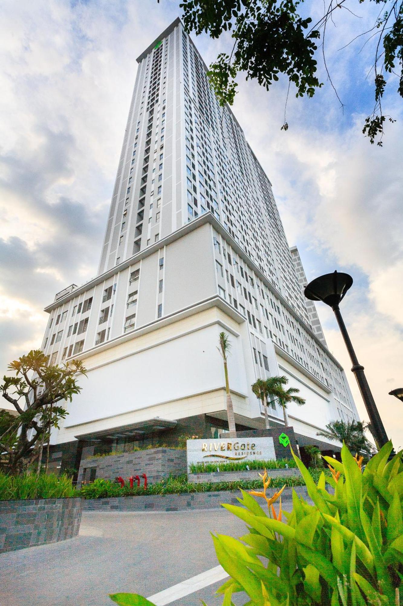 Awesome Rivergate - Cbd In Hcm Appartement